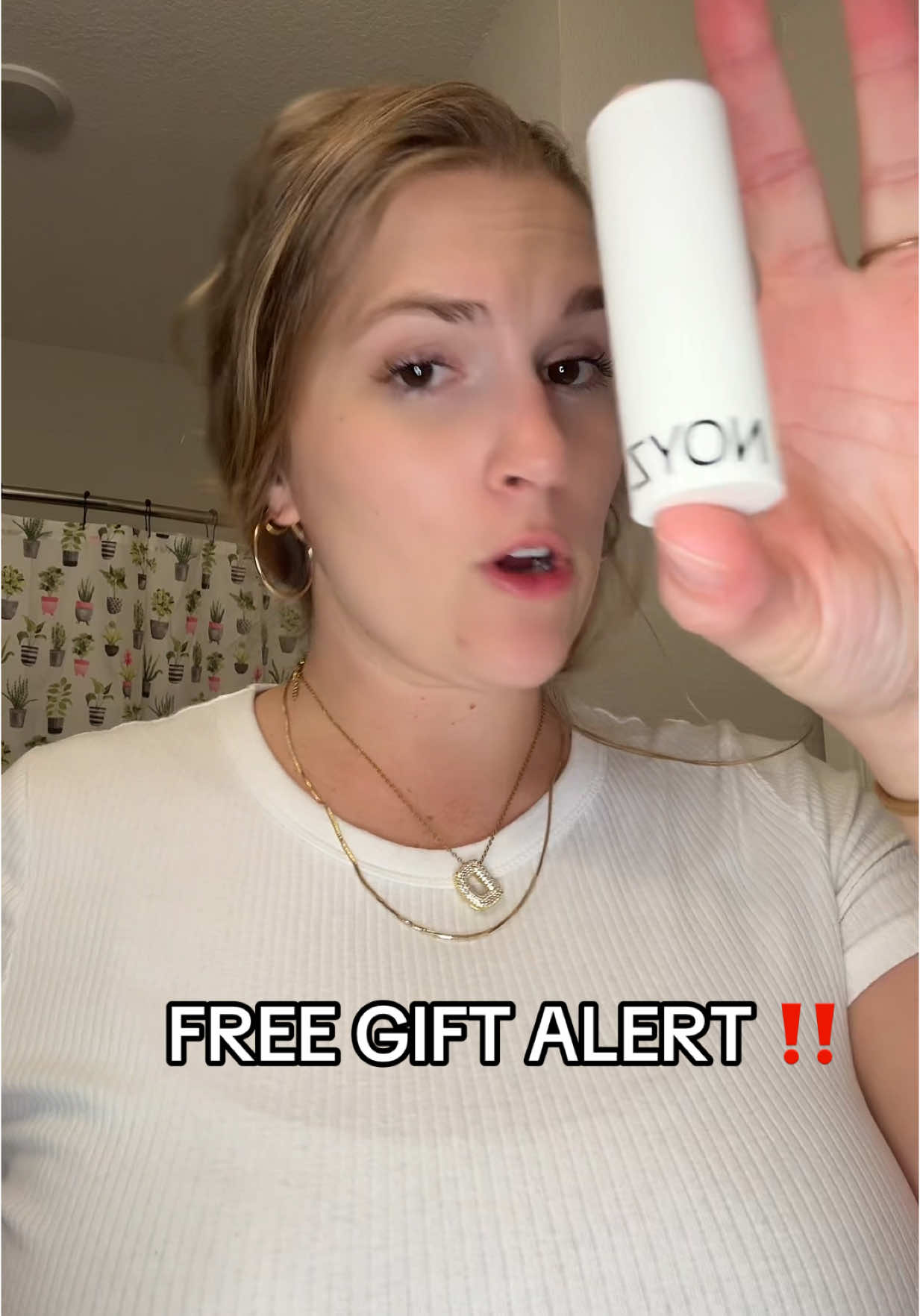 I didn’t even know that a solid fragrance stick was a thing! @noyzfragrance is always coming out with the best fragrance options!! #noyz #fragrancetiktok #fragrances #fragrancetok #perfume #perfumetiktok 