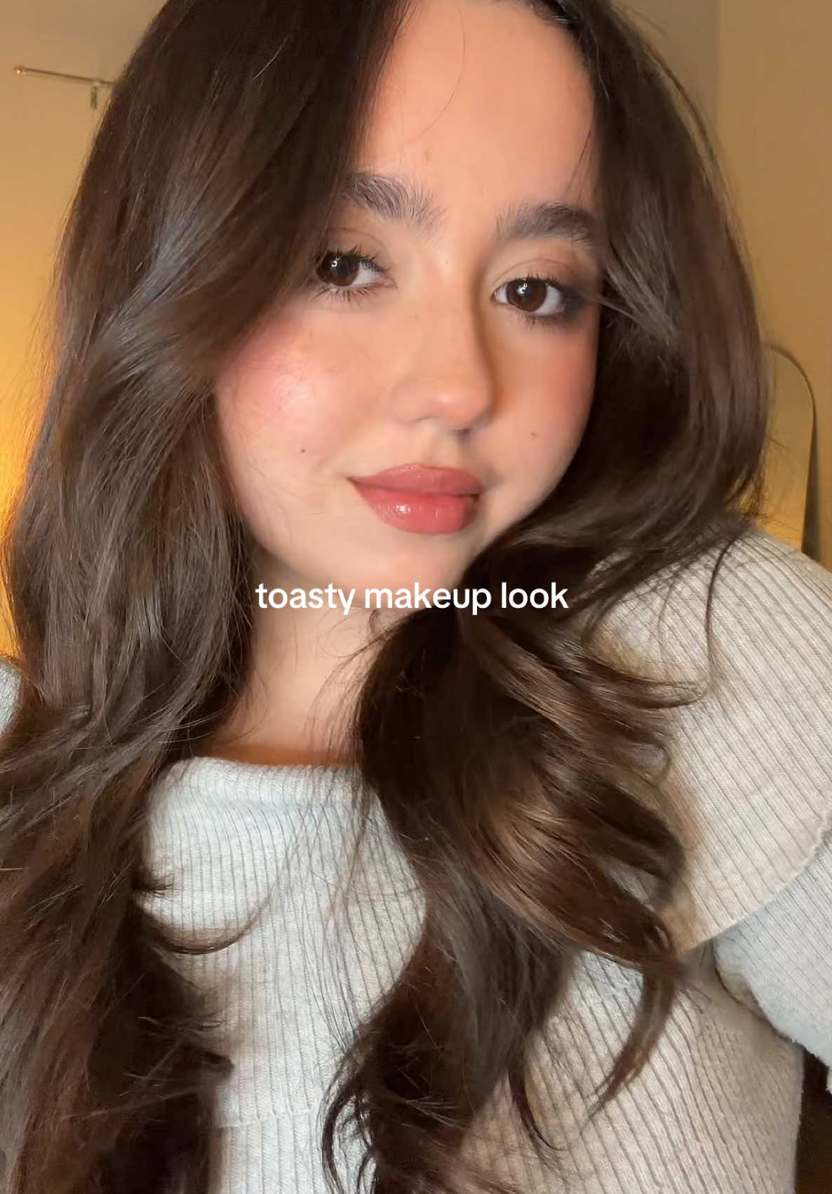 such a staple makeup look 🤍 products used: @Hourglass Cosmetics @e.l.f. Cosmetics @Painted @James Charles @NYX Professional Makeup @JUNGSAEMMOOL @Charlotte Tilbury @essence cosmetics @Maybelline NY  #makeup #beauty #makeuptutorial #toastymakeup #fyp 