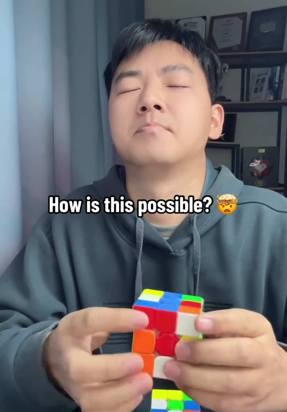 Unreal 😳 (via summer.cube/IG) #rubikscube #cube #skill 