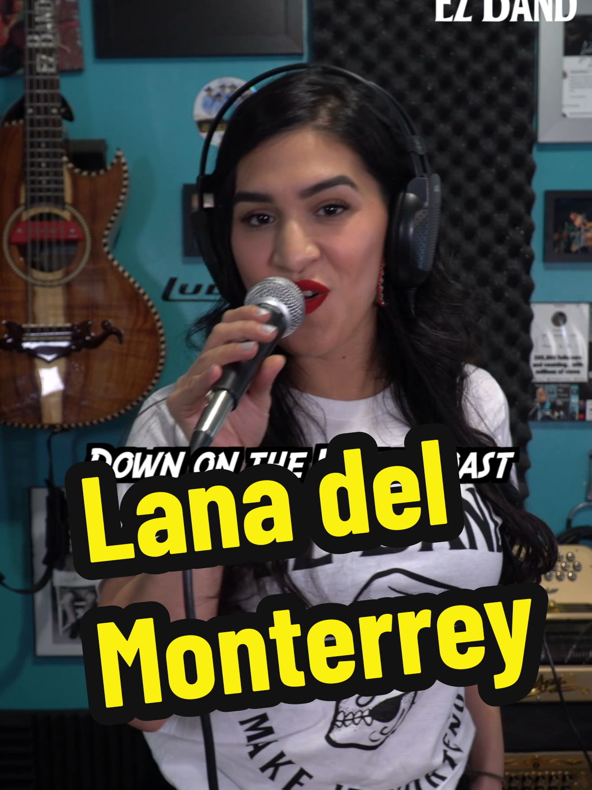 Replying to @carolbrinker799 West Coast de Lana del Rey en Norteño desde el estudio de EZ Band. Muy Loco Mexicano como yo mi amor ❤️  #westcoast #lanadelrey #westcoastnorteño #lanadelmonterrey #ezband ##makeitnorteño #fyp #Mexico 