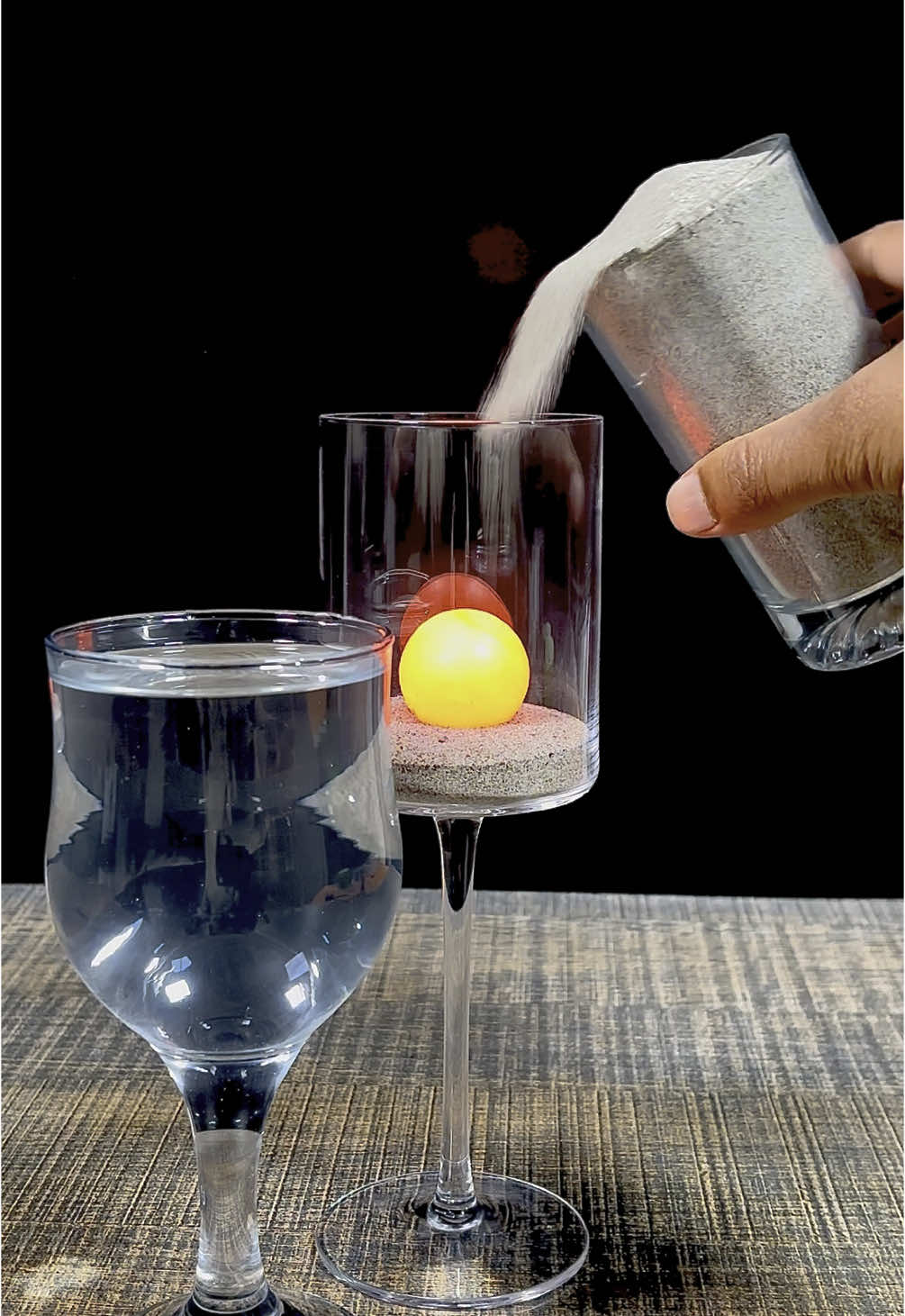 1000℃ Red Hot Metal Ball VS Sand ⏳#rhcb #satsifying #experiment #asmr #asmrsounds #oddlysatisfying #foryoupagе #usatiktok #uktiktok #fyp 