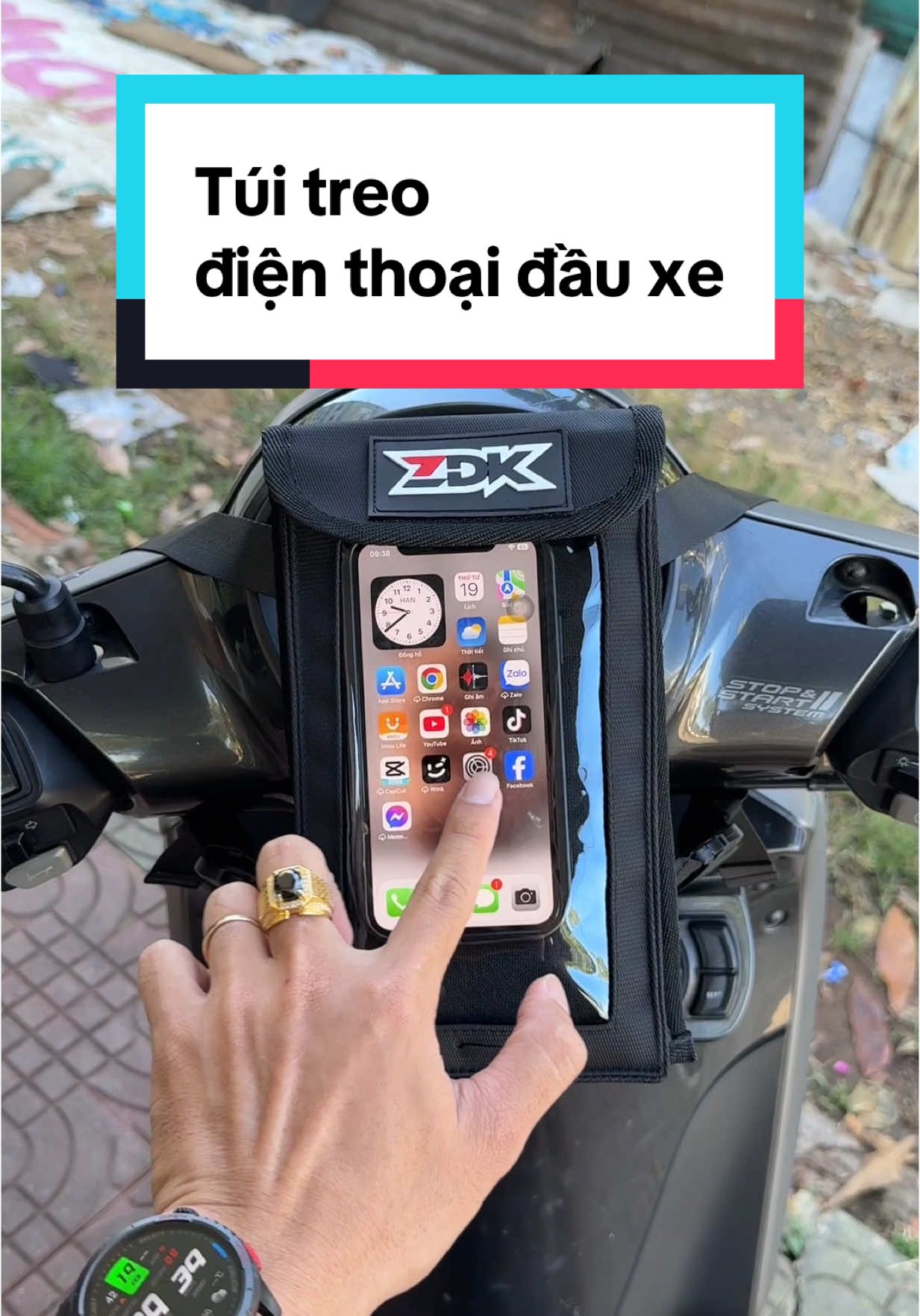 Túi treo điện thoại đâu xe máy cho mấy anh công nghệ. #phungquan #thoitrangnam #phukien #tuitreodauxemay #dochoixe7979 