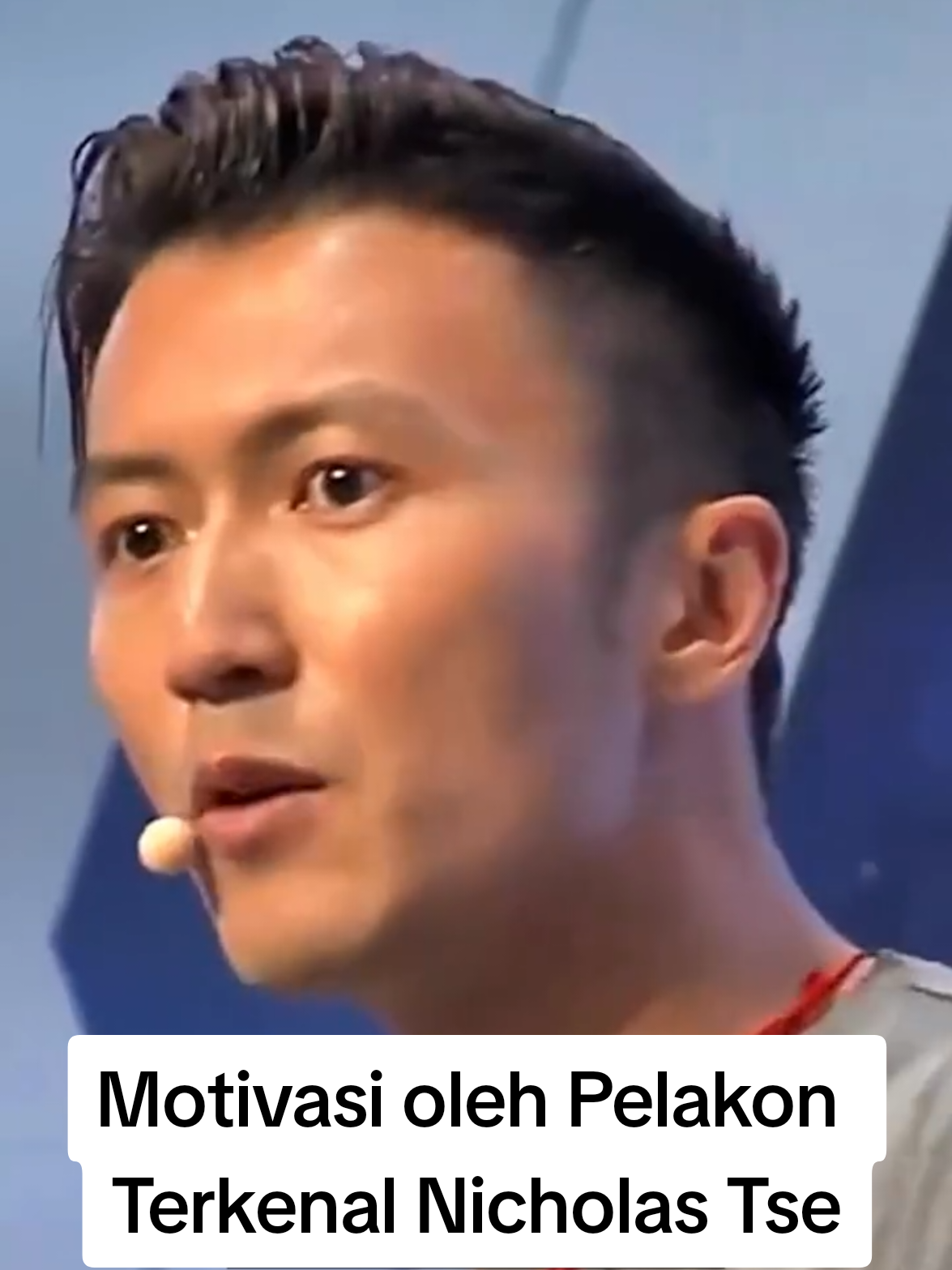 Motivasi oleh Pelakon Terkenal Nicholas Tse 谢霆锋分享自己从出道到现在成名，被嘘了很多年，故事的寓意是不要放弃，做自己。 #nicolastse #謝霆鋒 #chef #actor #moral #motivation 