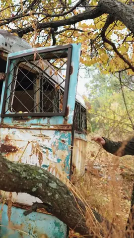 Renovate An old abandoned van#build #bushcraft #fyp #outdoor #wildernesscrafters #shelter