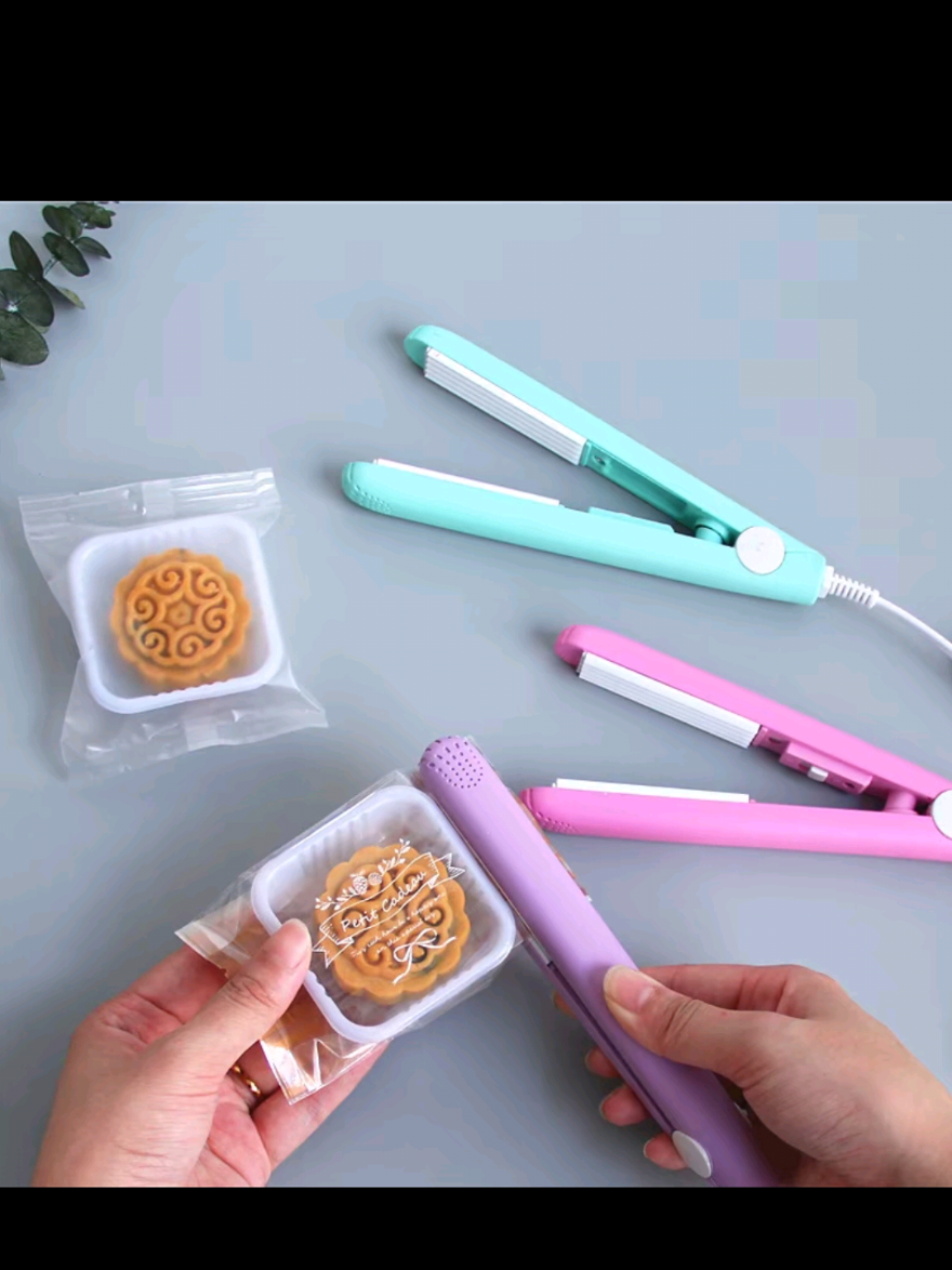 Mini Portable Heat Sealing Machine Food Vacuum Sealer Handheld Seal Packing Plastic Impulse Sealer Household Bag Clips #minisealer #plasticsealer #grahambarplasticpackaging #plasticpackaging #packagingidea #SmallBusiness