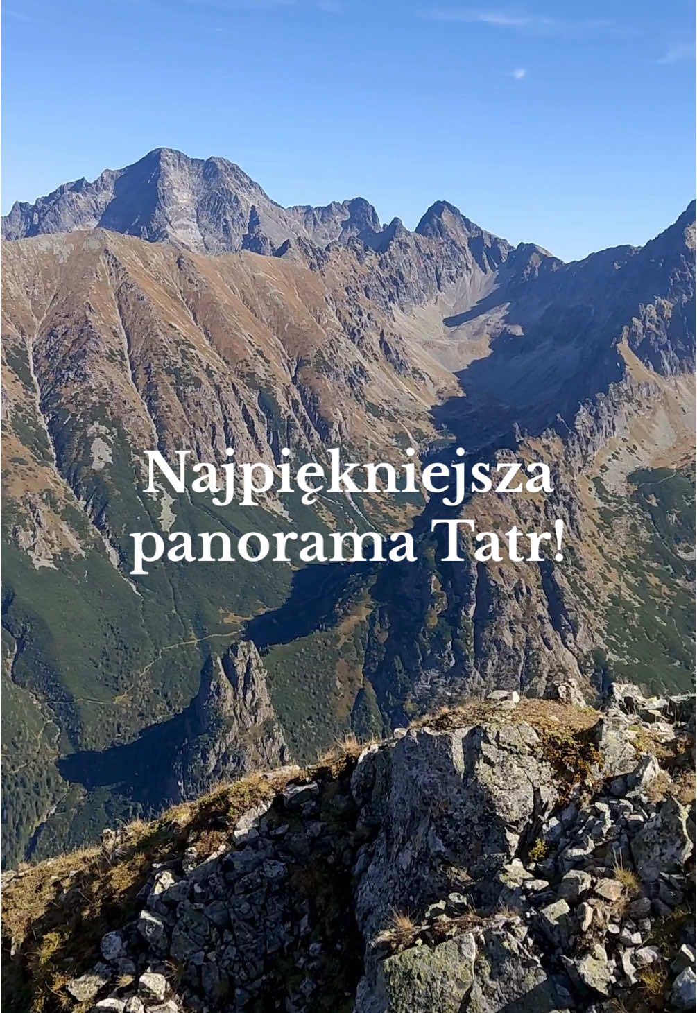 Najpiękniejsza panorama Tatr z wierzchołka Młynarza. Od #Tatr #Bielskich przez: #SzerokaJaworzyńska #Jagnięcy  #Kołowy#Lodowy #Jaworowy #Świstowy #Wielicki #Litworowy #Gerlach  #Ganek #Wysoka #Rysy #Meguszowiecki #Miedziane #Koziwierch #Woloszyny i setki niewymienionych a widocznych z tego miejsca szczytów. #tatry #mountains #tatrywysokie #Mlynarz #views #fyp #explore #extreme #Hiking #słowacja🇸🇰 #tatrysłowackie #tatromaniak #enjoy #pasja #pasion #motivation #motywacja #szczyt 