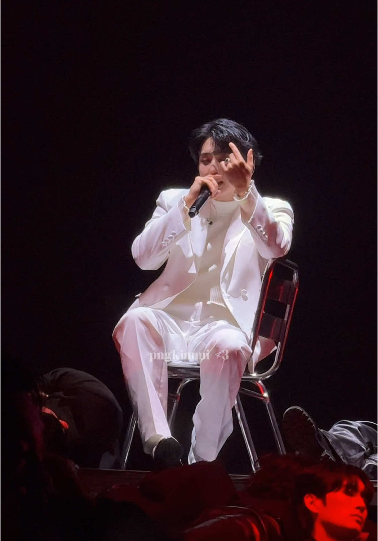 250116 han railway solo stage .. the death of me fr #straykids #skz #스트레이키즈 #skzfanmeeting #skz_5th_fanmeeting #skz_5clock #hanjisung 