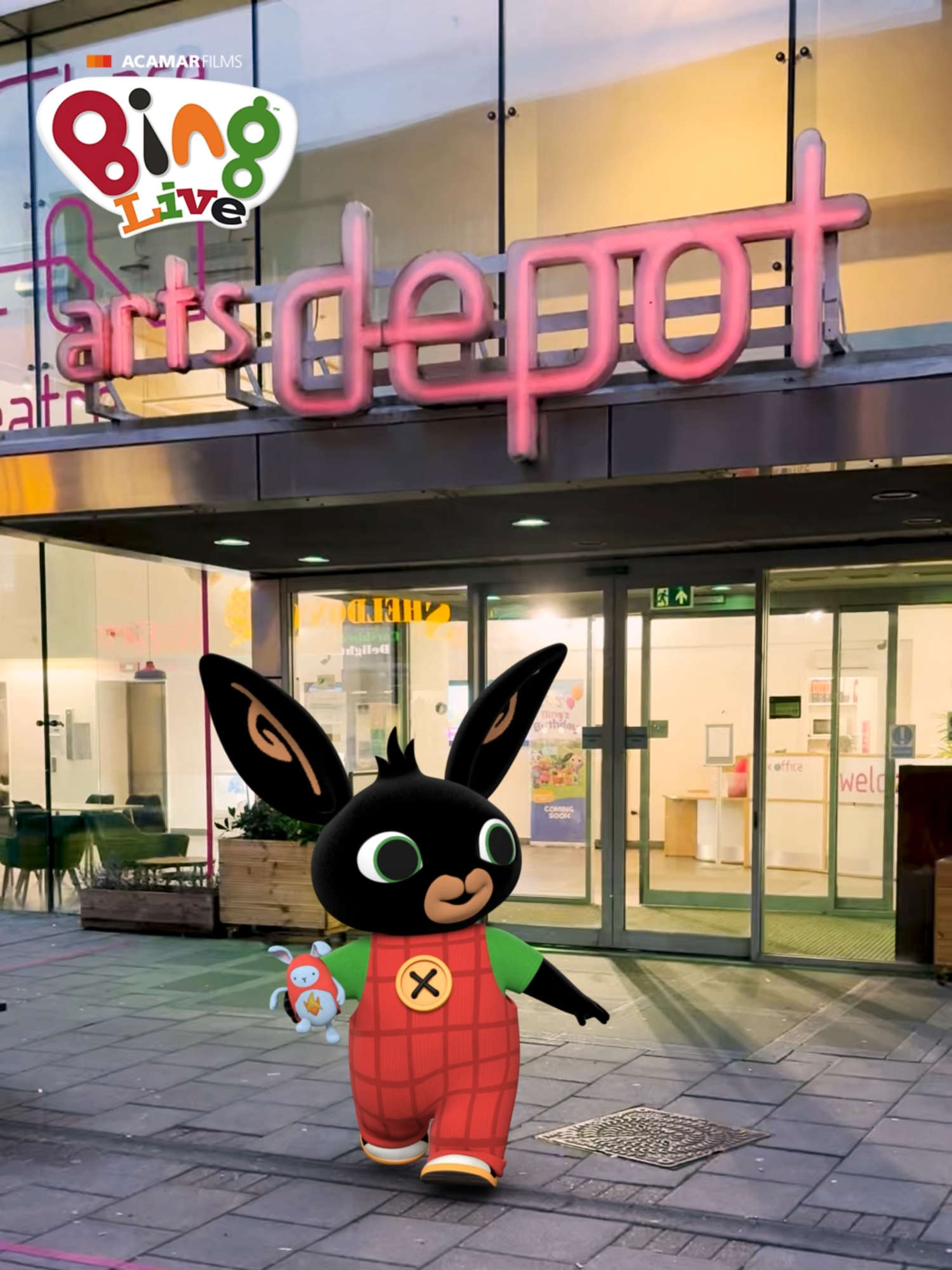Round the corner, not far away… Bing’s Birthday is happening today! 🎭🎉 Join Bing and his friends for a show full of fun! #bingbunny #binglive #theatre #familytime
