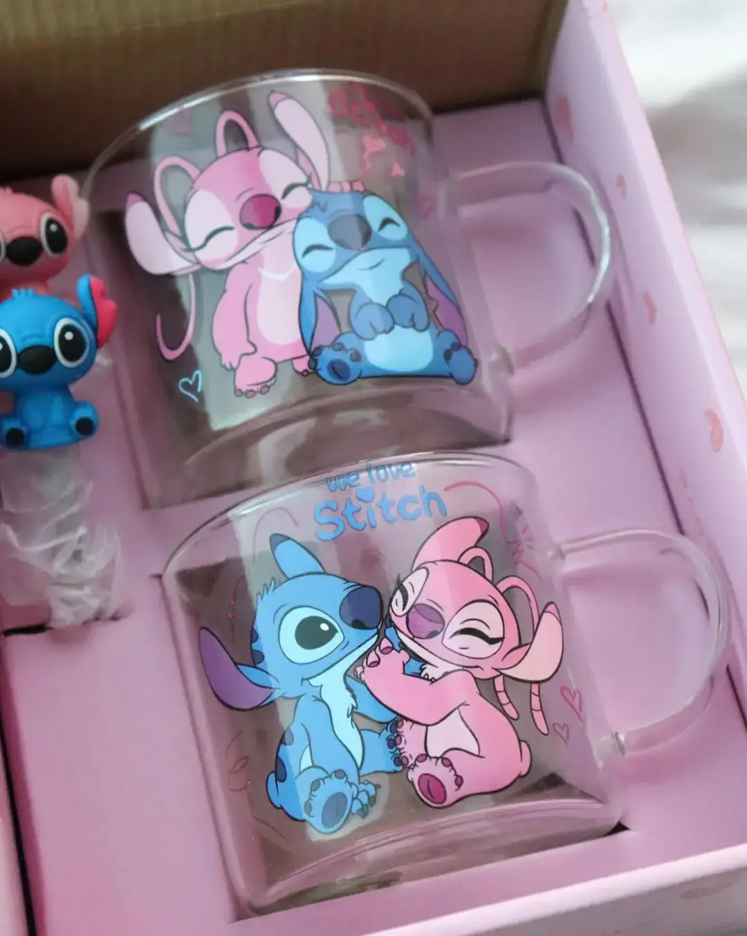 Stitch lovers 💙💙💗💗 #stitch #ohana #lilo #liloandstitch #liloystich #hawaii #liloandstich #stitchkindness #stitchthis #stitches #stitchlover #stitchbraids #funny #explore #foryou #fyp #capcut 