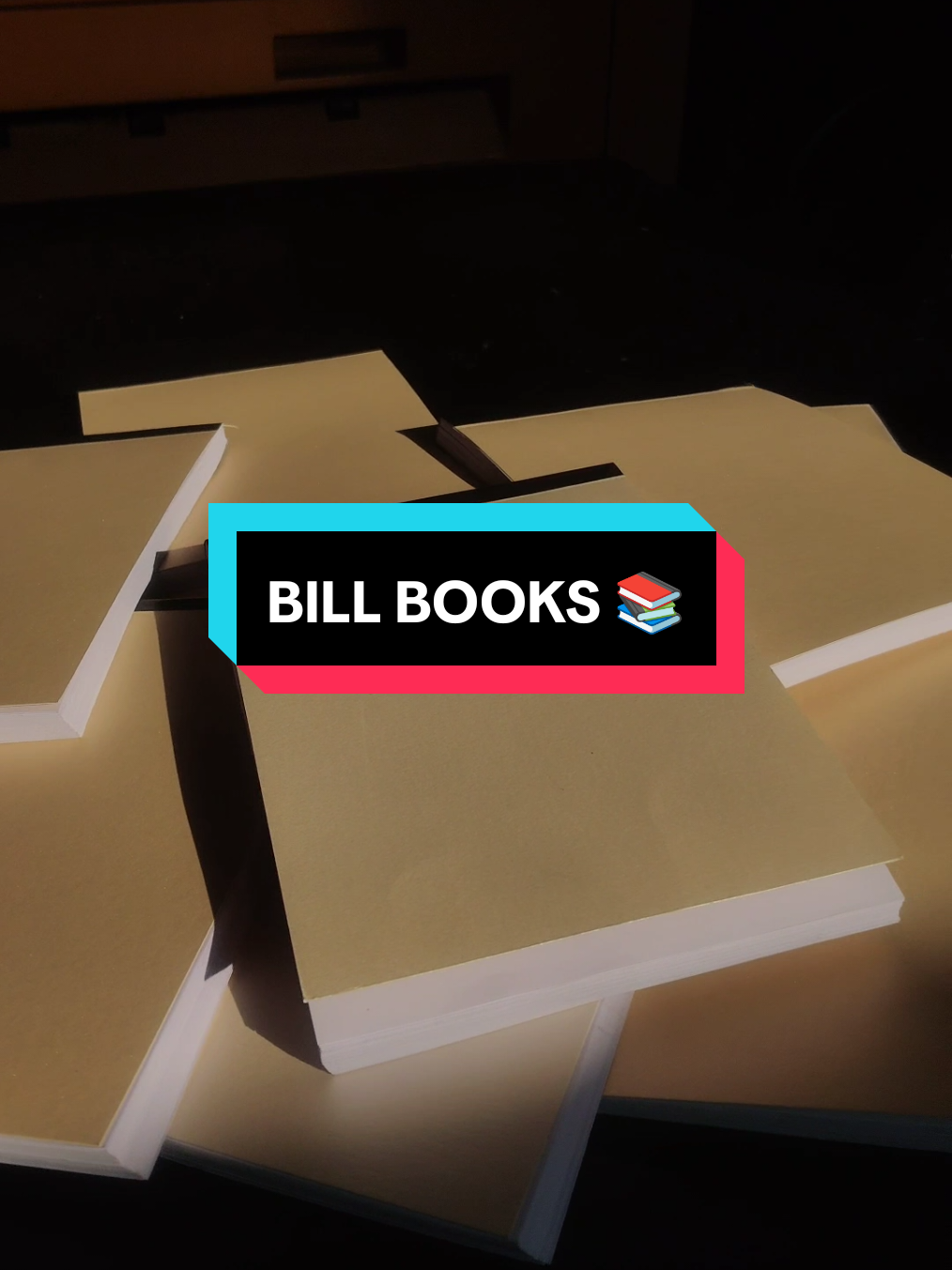 Bill Books 📖  #businessowner #srilanka #printmaking #kaduwelaprintingprnting #printingmalabe #printingbooks #srilankan_tik_tok🇱🇰 #FollowersGrowth #malabe #explorepage #sticker #customercare #billbookprinting 