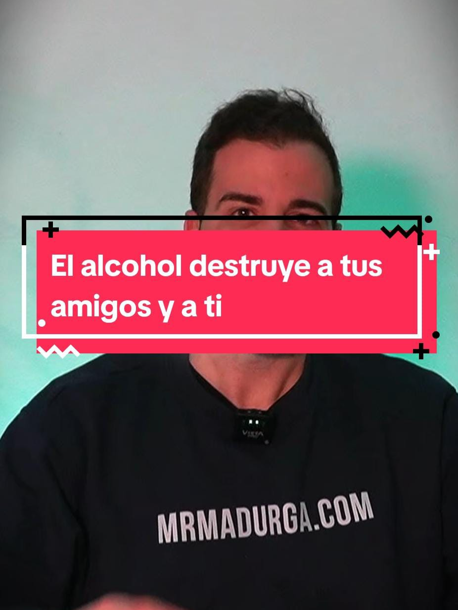 El alcohol no es diversión.   Es autodestrucción disfrazada.   Ríes hoy, pagas mañana.   Siempre cobra su precio.   Te roba el tiempo.   Te quita energía.   Te aleja de tus metas.   Y ni te das cuenta.   Tus amigos beben.   Tú bebes con ellos.   Todos caen juntos.   Nadie gana.