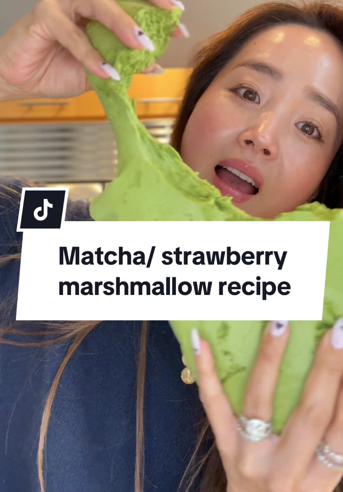 Strawberry/ matcha marshmallow recipe🍓🍵 don’t come after me when you get addicted to this😂 #marshmallow #marshmallowrecipe #antioxidantes #vitamins #collagen #skinhealth #hairhealth #guthealth #sweets #sweetsrecipe #healthyrecipes 