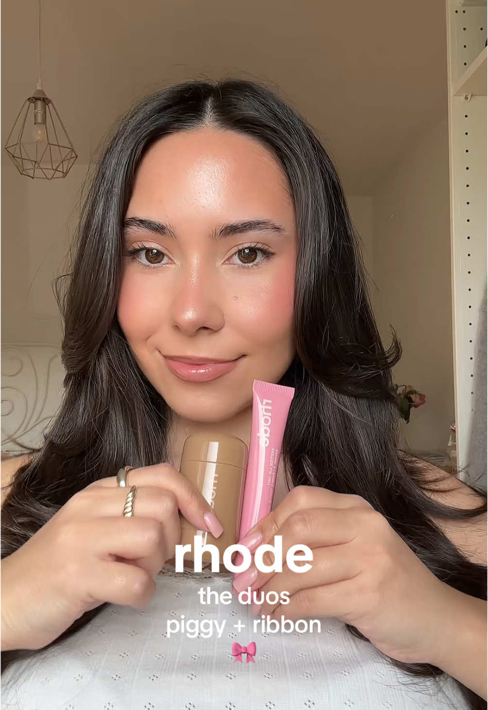 @rhode skin the duos ribbon + piggy 🎀 #beauty #sephoragiveorkeep #beautyproducts #makeuptok #makeup #fyp #rhode #rhodeskin #rhodeskincare #rhodepocketblushes #rhodeliptreatment #rhodelippeptide #rhodelipcase #rhodeliptints #rhoderibbon #rhodepiggy #rhodepocketblushpiggy #rhodebeauty #rhodehaileybieber #rhodeblush #rhodeblushes #blush #blushtrend #liptreatment #liptint #rhodeskincareunboxing #unboxing #switzerland #swisscontentcreator #beautytok 