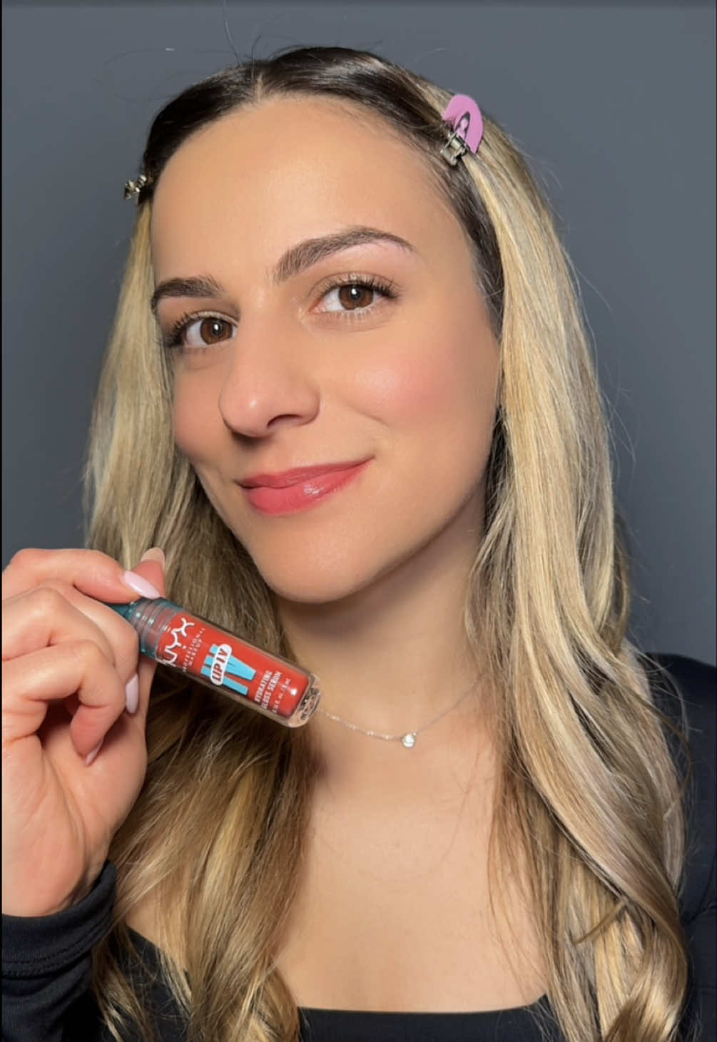 first impressions trying the viral @NYX Professional Makeup lip IV gloss in the shade ‘burst that tang!’ 😍 #makeuptutorial #viralmakeup #lipstain #liptint #lipproducts #makeupreview #trendingmakeup #nyxcosmetics 