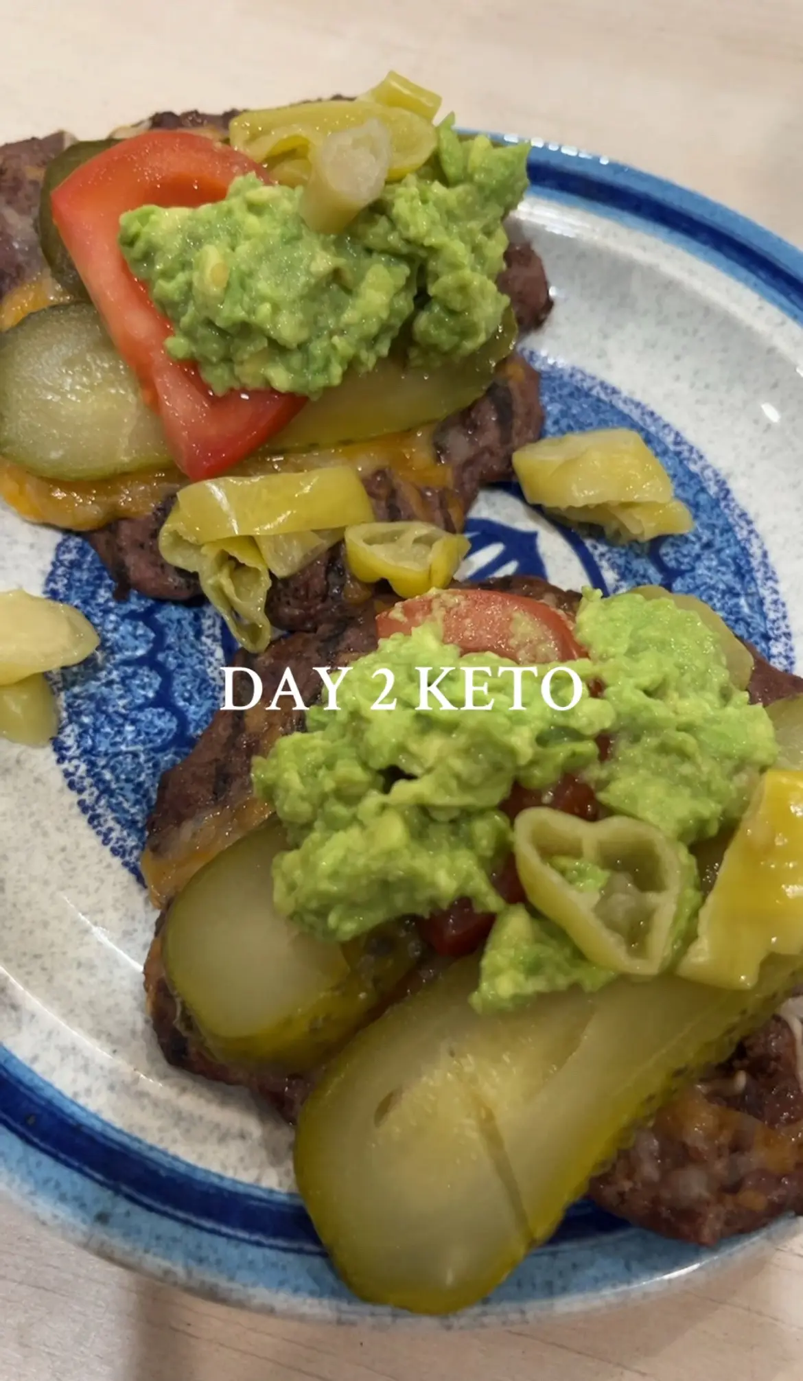 I could eat this every single day. Love a good cheeseburger with all the toppings. Drop your favorite keto food in the comments. ##Keto##KetoMeal##KetoRecipe##KetoFoodIdeas ##KetoDiet