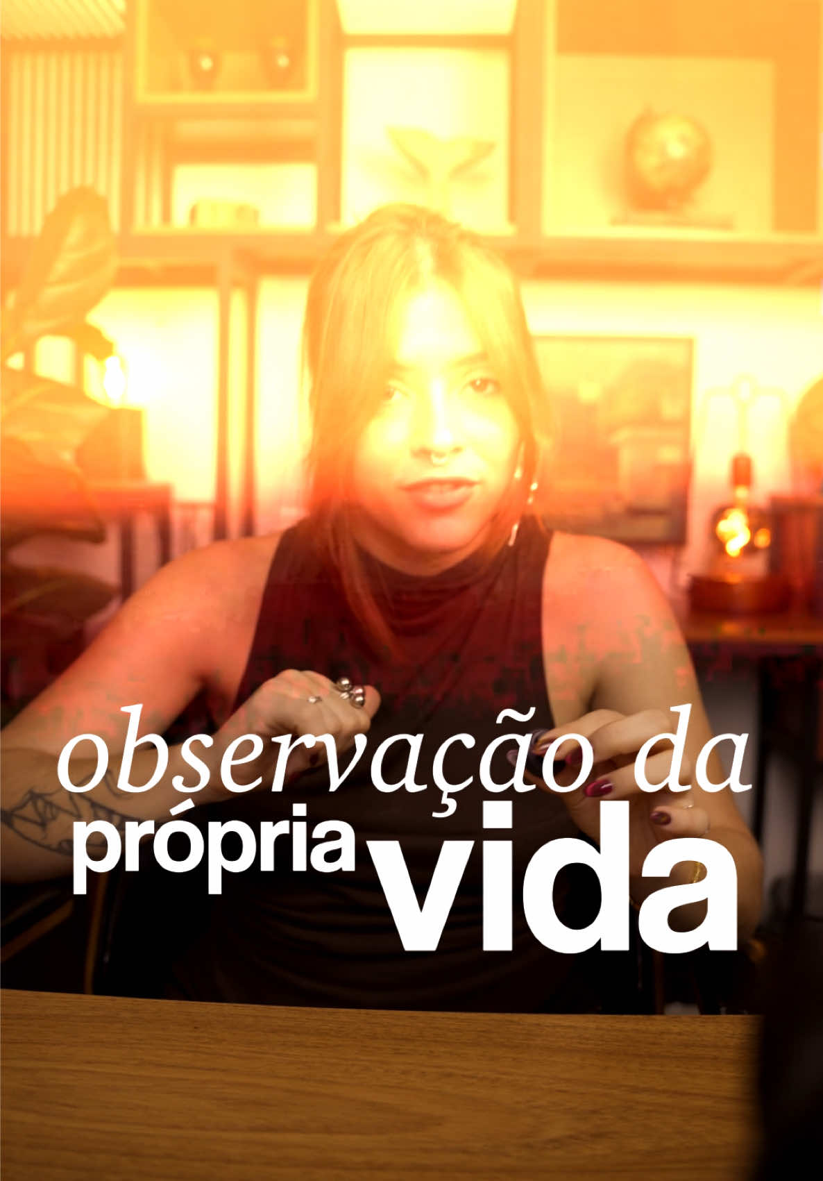 (leia em tom de rima) O que é Conflito Universal? Eu percebi que não expliquei direito no final - então fiquem com essa aulinha nafegenda, já que é um dos elementos que fazem o @Nauta UMA LENDA 😎 Término de namoro: todo mundo já viveu. Ver os pais envelhecendo: você já percebeu. Medo de falhar: quem nunca sentiu? Comparação na internet: já te atingiu! Então, ao escrever seu roteiro, lembre bem:  Conflitos universais geram identificação - coloque no início, gere emoção e faça o público sentir conexão! hehe tentei 🤣