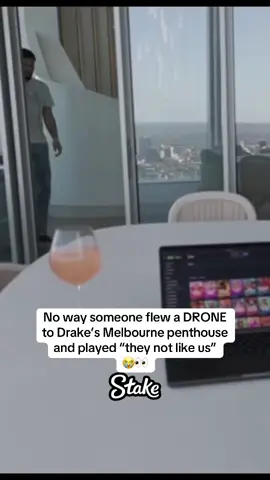 Drake caught on Stake by a drone #drake #stake #stakeus 