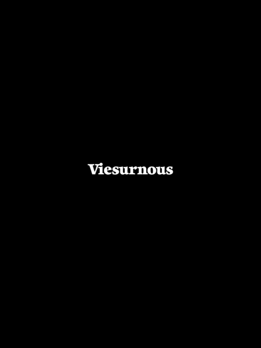 « La propreté du corps devient primordiale quand la propreté de l'âme ne l'est plus » DAMSO Viesurnous #damso #dems #philosophy #philosophie #poete #poetry #sentimental #MentalHealth #edit #ecriture 