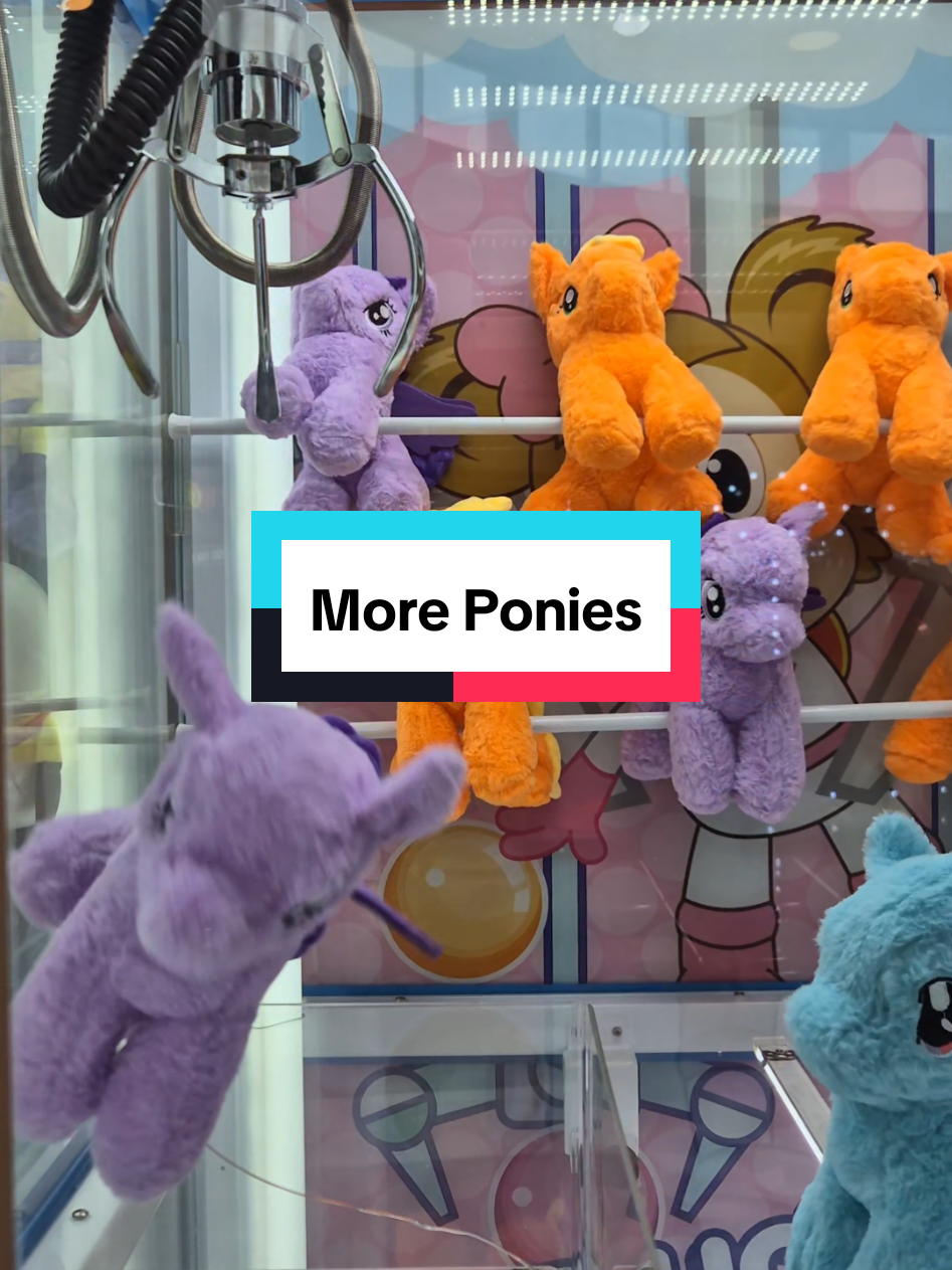 More Ponies @fan_de.lps_xd  #fyppppppppppppppppppppppp #satisfying #pov #fyp #fypシ゚ #tomsworld #arcade #clawmachine #plushies #mylittlepony #pony #unicorn 
