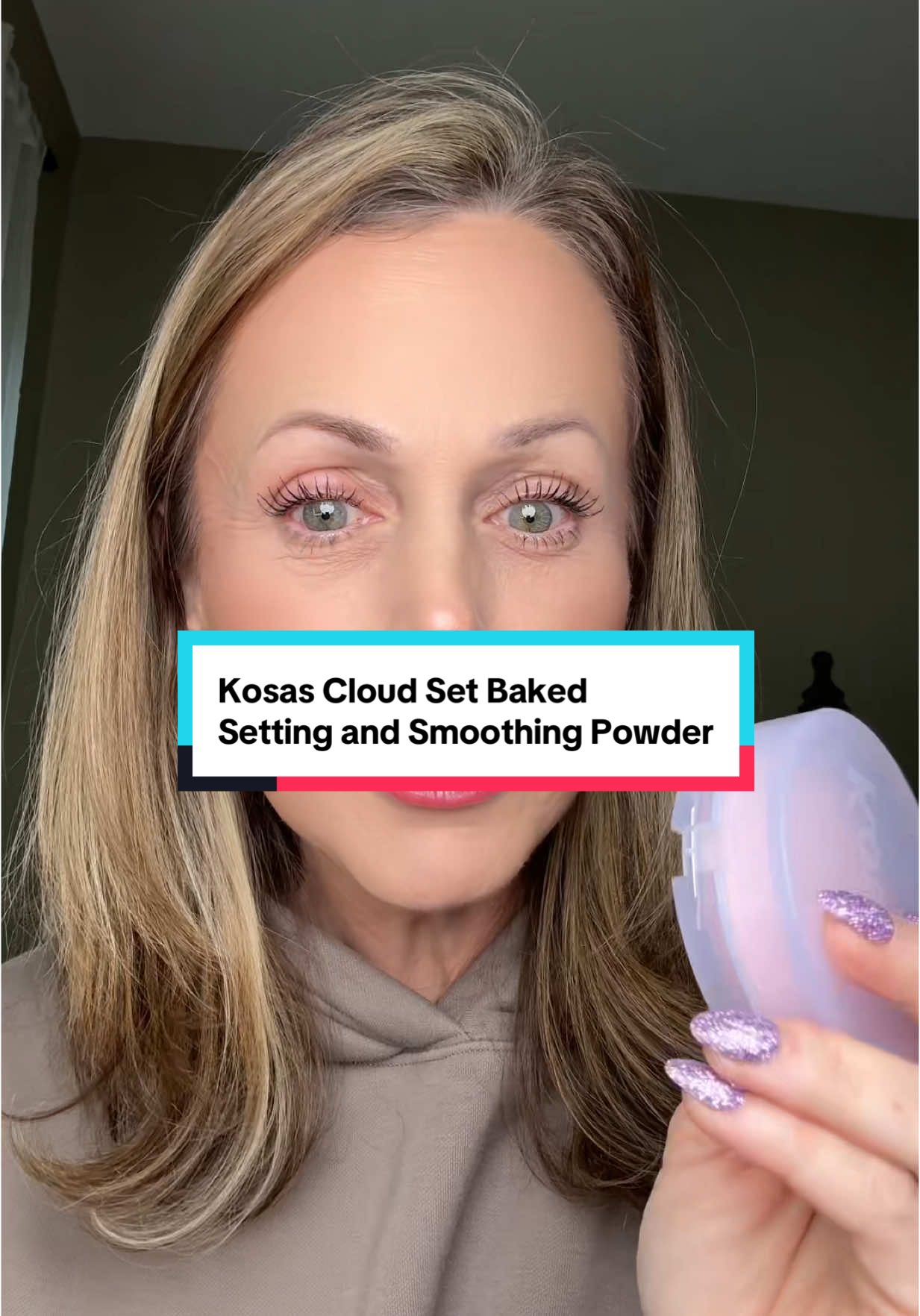 Sweep away fine lines, pores, and texture and brighten your skin with Kosas Cloud Set Baked setting powder.  A game changer for my mature undereyes. Erase the look of fine lines in an instant!! @Kosas #kosas #kosaspowder #kosascosmetics #bakedpowder #pressedpowder #flawlessmakeup #flawlessskin #smoothing #viralmakeup 