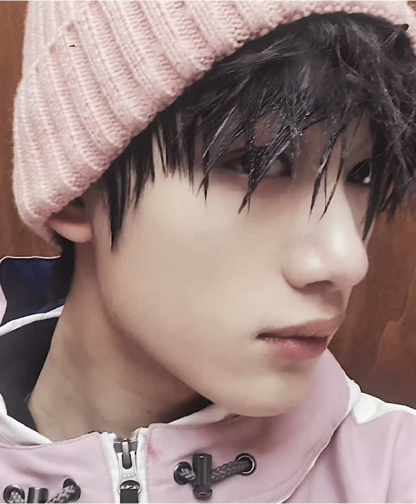 just something to post of chengxin before his birthday in a few days 😛 #dingchengxin #teensintimes #foryou #videostar #edit #fyp #丁程鑫 #cpop ac jiminbh