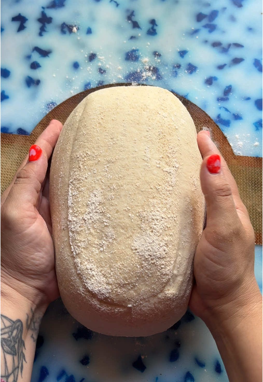 Sourdough loaf using a starter that was in the fridge for 3 months. Check a couple videos back to see what the starter looked like straight from the fridge #sourdoughbread #sourdough #sourdoughtiktok #sourdoughtok #sourdoughasmr #sourdoughcrunch #sourdoughclub #sourdoughstarter 