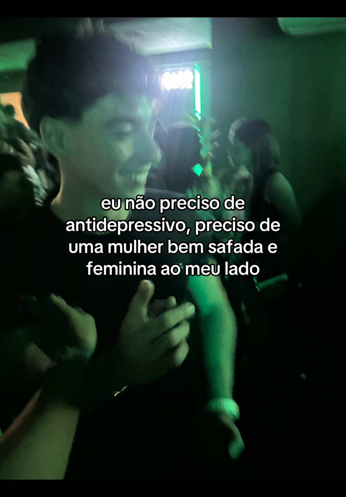 confesso que estou em busca de uma #relacionamento #relatable 