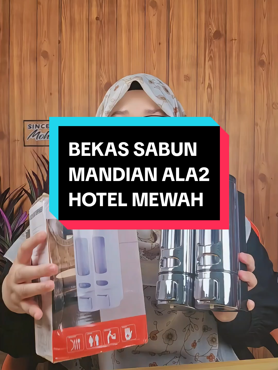 Dispenser sabun cecair ala ala bilik ni.. hotel, terus nampak mewah bilik mandi, apa lagi jom cek dekat bag kuning.  #dispenser #dispensersabun #bekassabun #barangrumah #bilikmandi #liquidsoapdispenser #bathroomsoapdispenser #soapdispenser #soapdispensers #wallmounted 