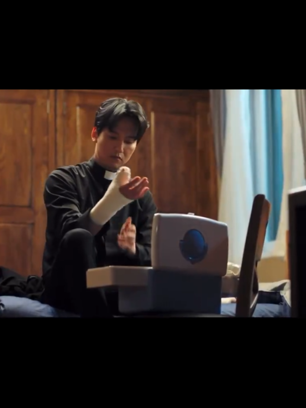 🤷🏻‍♀️ #KimNamGil #김남길 