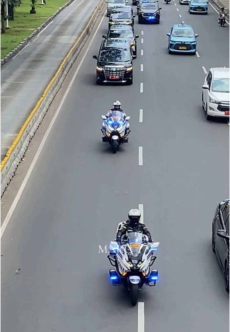 Gubernur DKI Jakarta Pramono Anung 🇮🇩🎖️& Wakil Gubernur DKI Jakarta Rano Karno 🇮🇩🎖️#gubernur #gubernurdkijakarta #polri #polisi #maspram #masprambangdoel #gipol #patwal #carspotting 