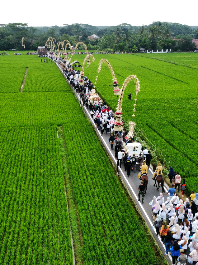 MENYAMBUT GUBERNUR JAWA BARAT KANG DEDI MULYADI DI LEMBUR PAKUAN🤩 . . #fyp #dedimulyadi #trend #2025 #subang #exploresubang #pakuan #kangdedimulyadi #fypage #fypシ゚ 