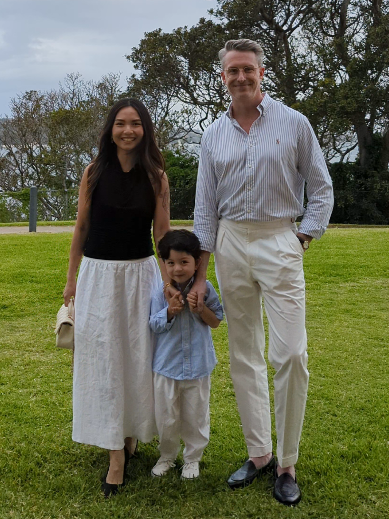 Out celebrating our 6th anniversary with our little family 💕 wearing @KOOKAÏ top & @reformation skirt  #familyfitcheck #dinnerootd #Love 