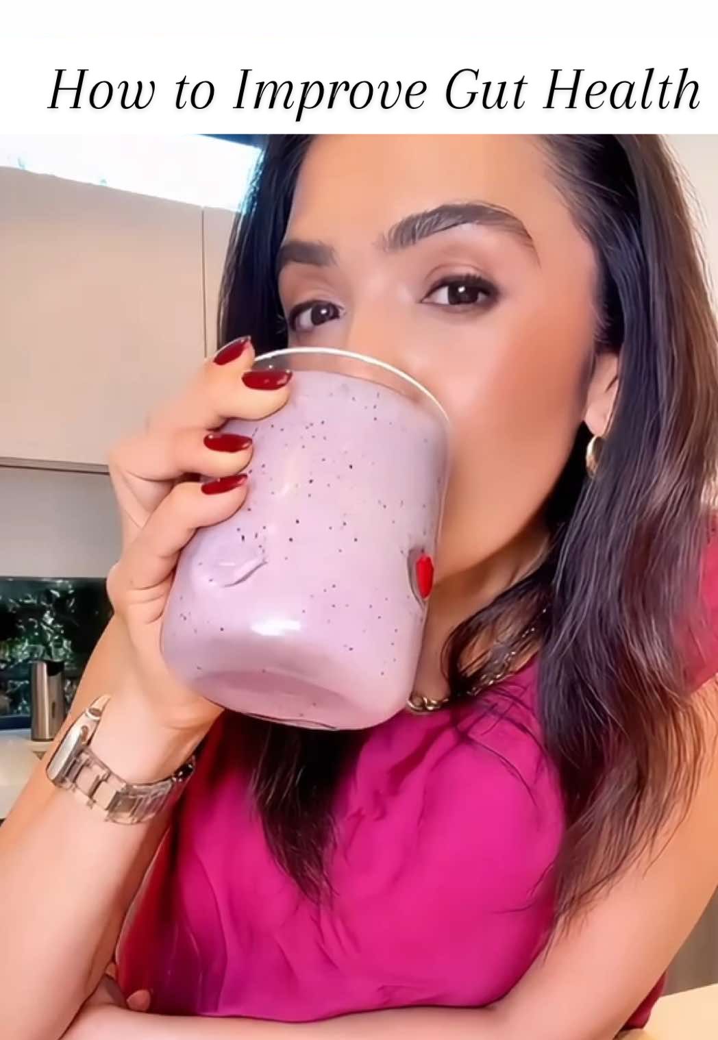 💜 Berry Digestive Smoothie – one of my go-to morning drinks for gut health & anti-aging ✨ If you’re wondering how to improve gut health, especially for women over 40, this is the morning smoothie we need 💫 As we age, digestion slows down, and our gut microbiome shifts, leading to bloating, sluggish metabolism & hormone imbalances. That’s why starting the day with high-fiber, protein-packed, gut-friendly foods is a essential for digestion, glowing skin, and overall health! 💪🌱 🥤 Berry Digestive Smoothie Recipe: ✔ 1 cup milk of choice  ✔ ½ cup mixed berries (fiber + antioxidants) ✔ 1 tbsp ground flax or chia seeds (gut support + hormone balance) ✔ 1 scoop vanilla protein powder (muscle support + keeps you full) ✔ 1 scoop collagen peptides (skin & gut health) ✔ ice 🌀 Blend & enjoy for a bloat-free, energized start to your day! Who else is adding this to their morning routine? 👇 #GutHealth #HealthyMorning #WomenOver40 #HormoneBalance #HighProtein #AntiAging #GlowingSkin #DigestiveHealth #HealthyGut #CollagenBoost #SuperfoodSmoothie #LowCarbLiving #WellnessTips