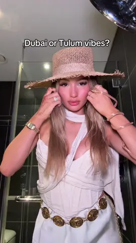 Dubai outfit  #dubai 