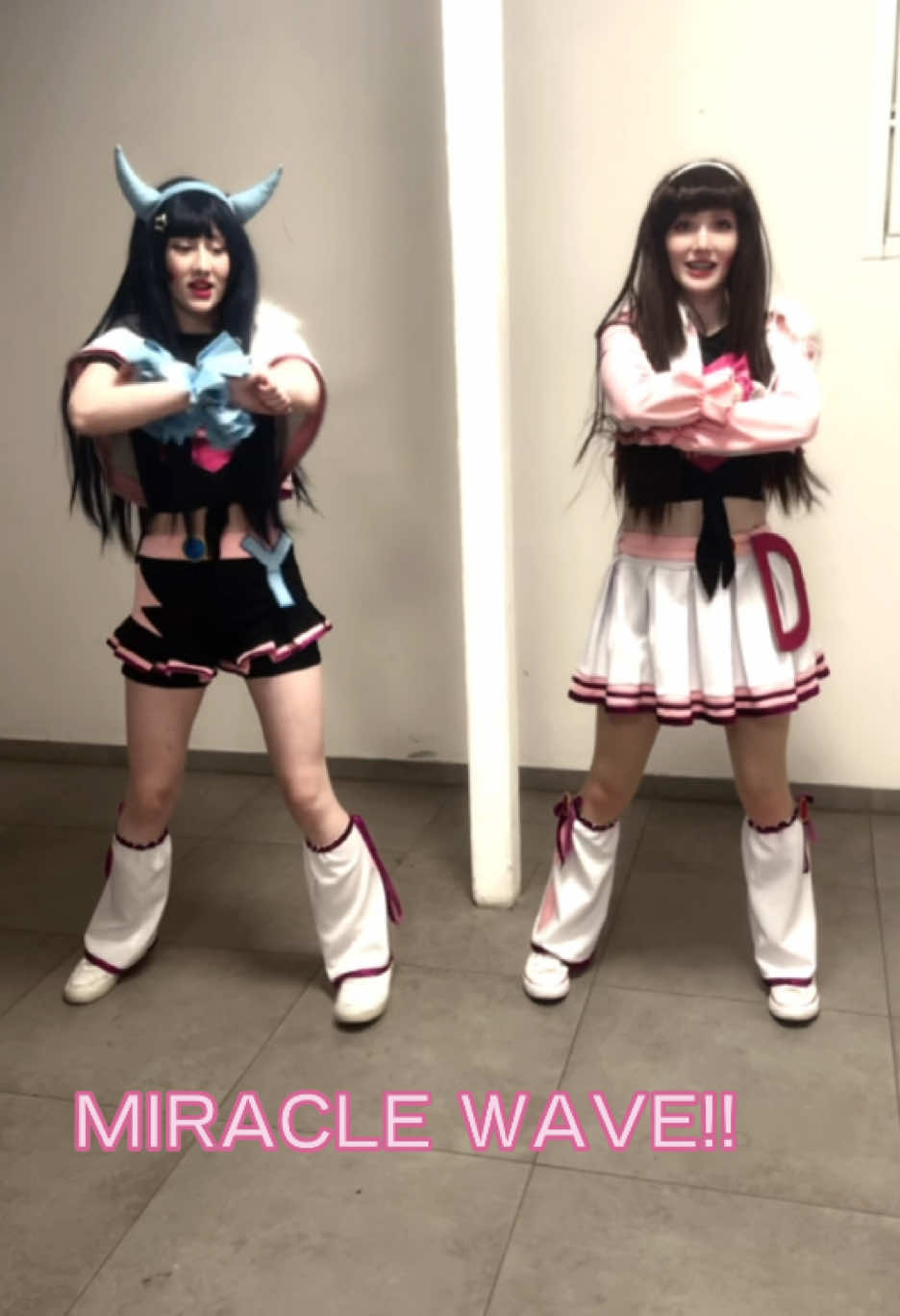 @Kaz<3 AAAAH NÄRCON IS HERE AND I FINALLY MET (MOST OF) HOSHI HOSHI #diakurosawa #yoshikotsushima #yohane #lovelive #aqours #schoolidol #anime #sifas #miraclewave #diakurosawacosplay #yoshikotsushimacosplay #yohanecosplay #lovelivecosplay #aqourscosplay #animecosplay #cos #cosplay #cosplayer #lgbtq #fyp 
