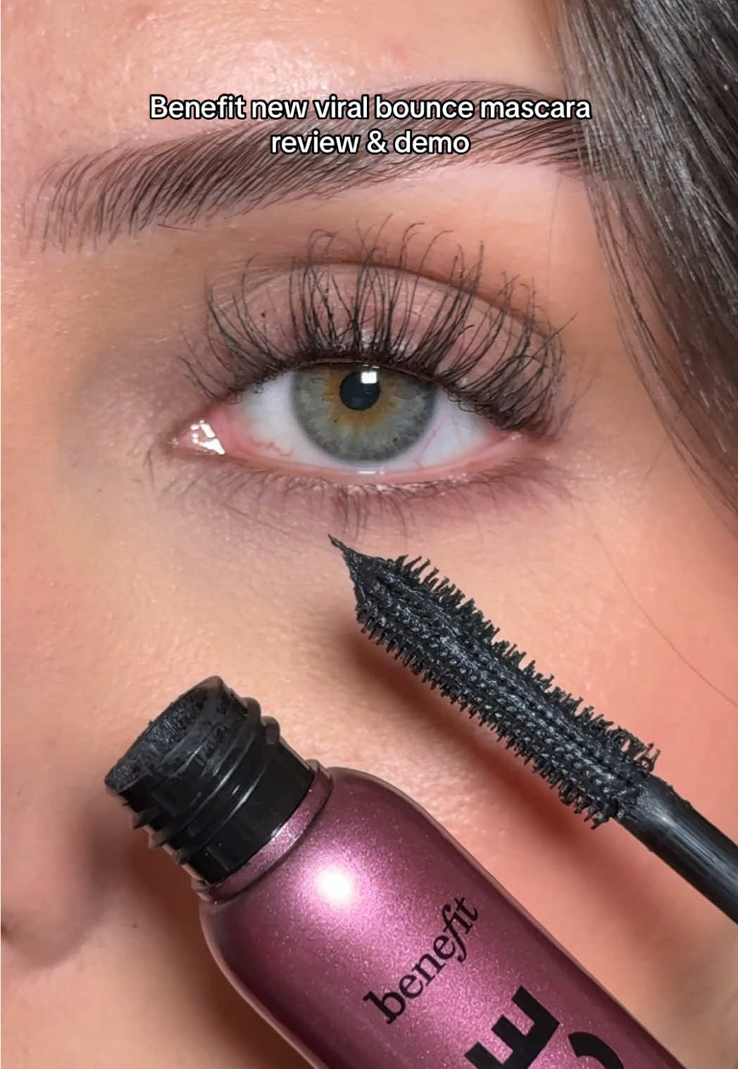 The best mascara ?!!! Trying the viral @Benefit Cosmetics bad girl  bounce mascara ! A solid 8/10 #mascara #beauty #makeup #mascarareview #makeupreview 