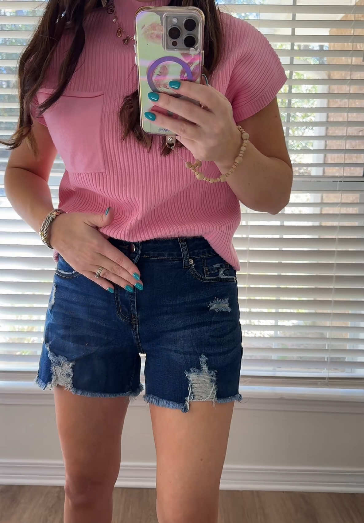 Perfect length denim shorts 💕🎀#denimshorts #jeanshorts #springfashion #shorts #onlyshe #womenshorts #ttsdelightnow #lovelanguage @ONLYSHE BOUTIQUE 