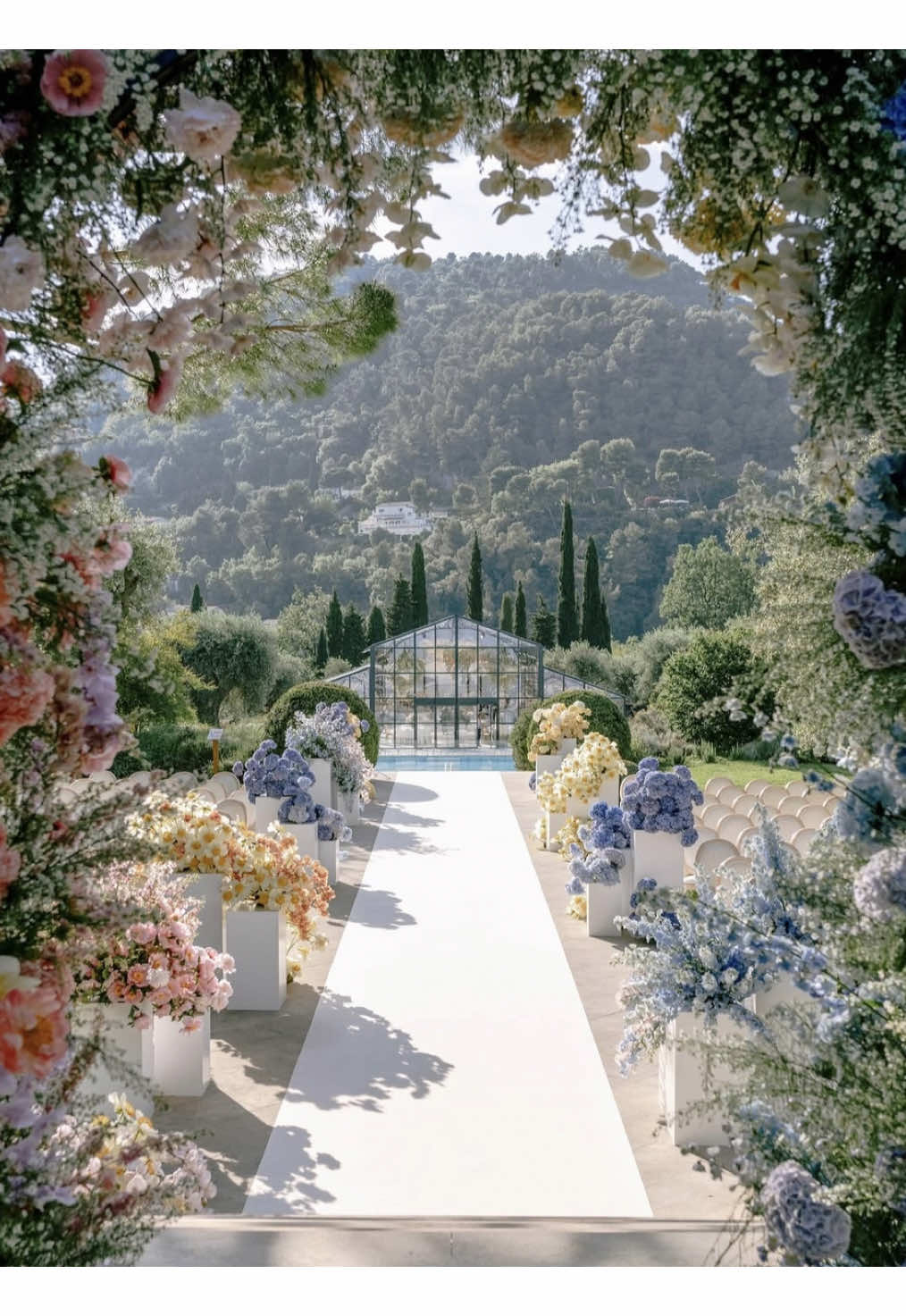 A spectacular and truly unique wedding for Emily and Jared at Château Saint Martin in the south of France. It was an incredible experience to plan these four unforgettable days of celebration! #WeddingOfTheYear #LuxuryWedding #ChateauWedding #DreamWedding #FairytaleWedding #DestinationWedding #WeddingInFrance #ElegantWedding #UnforgettableMoments