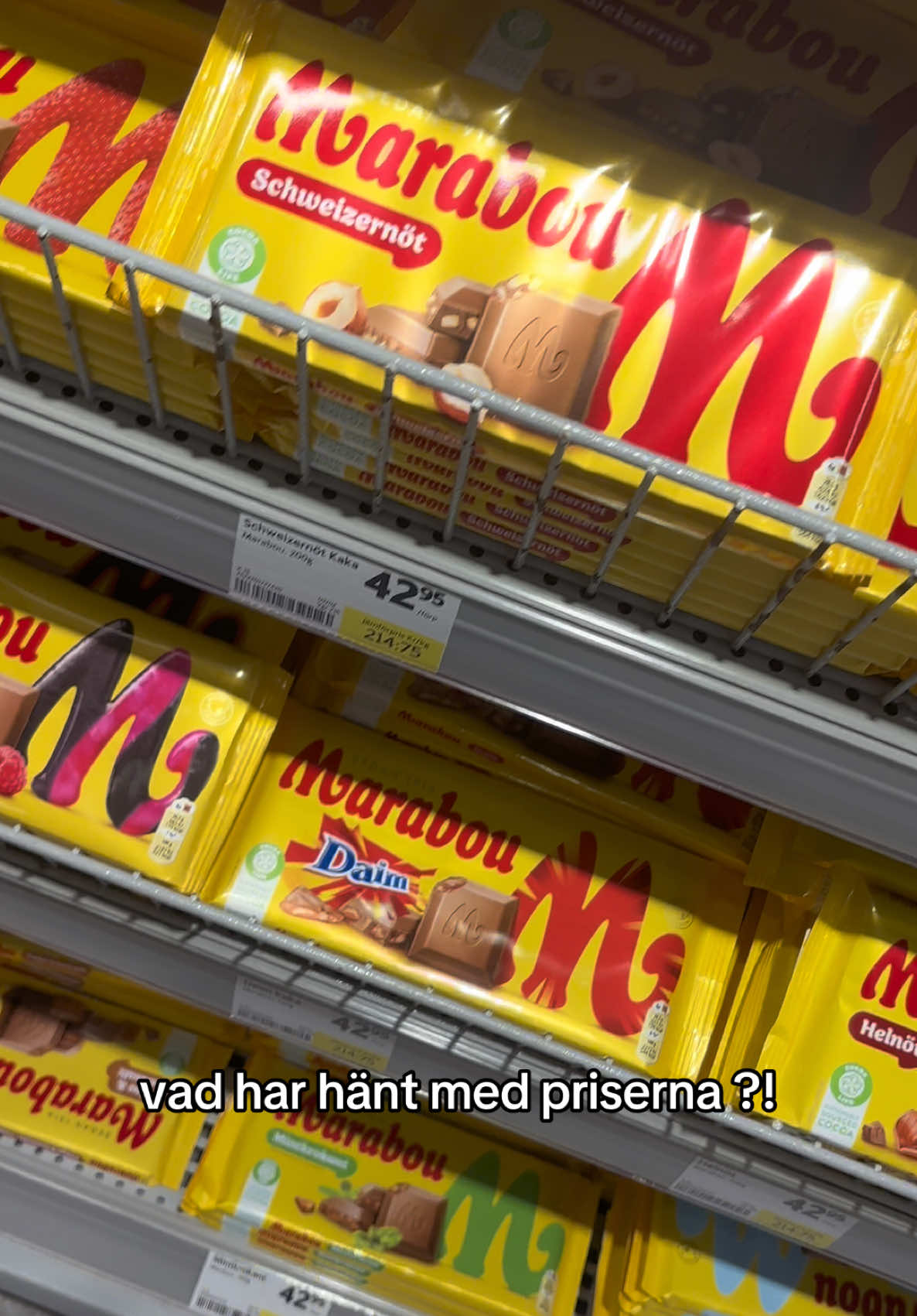 Ja jag vet att det är kakaobrist, men tror vi att priserna kvarstår när bristen är över? 👀 #marabou  #fyp #f #fürdich #fördig #viral 