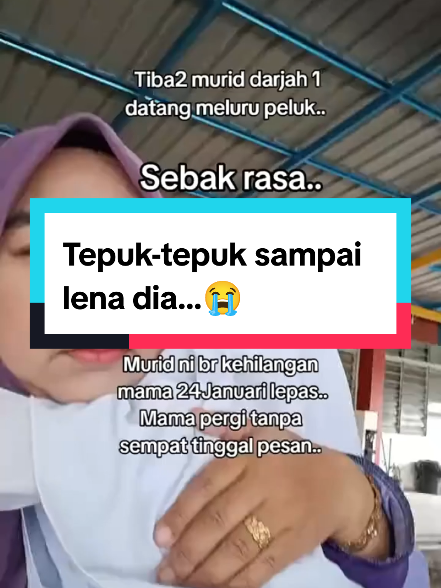 Tepuk-tepuk sampai lena dia…😭 Alhamdulillah hampir sejam lena atas riba, bila kejutkan utk masuk kelas dia da kelihatan tenang, boleh senyum dh.. dan saya masuk kelas dia tghri waktu sblm pulang dia bersemangat dalam kelas.. Semoga dipermudahkan segala urusan 🥺🤲🏻 📹 exceltokabah #malaysianupdate #malaysianupdateofficial #malaysianupdatenews #fyp #viral #mother 