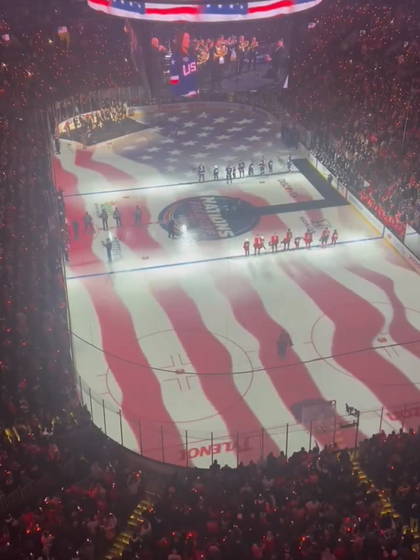 Incredible scenes in Boston ahead of the 4 Nations Face-Off final between the USA and Canada  (via Dan Zaksheske, OutKick)  #anthem #fans #usa #boston #canada #4nations #hockey #NHL #anthem #sing 