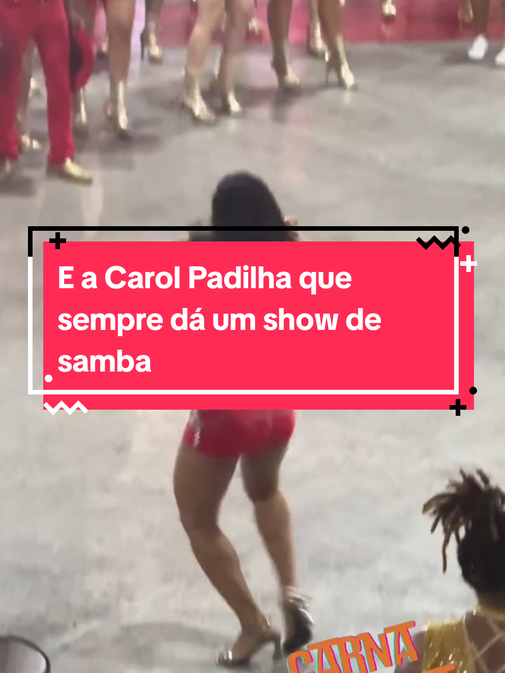 E a Carol Padilha que sempre dá um show de samba #viral_video #Foryo #fyp #carnaval #samba 