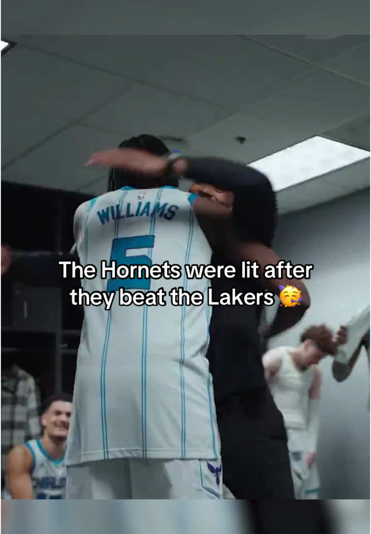 #charlotte #hornets #NBA #lakers #lockerroom 