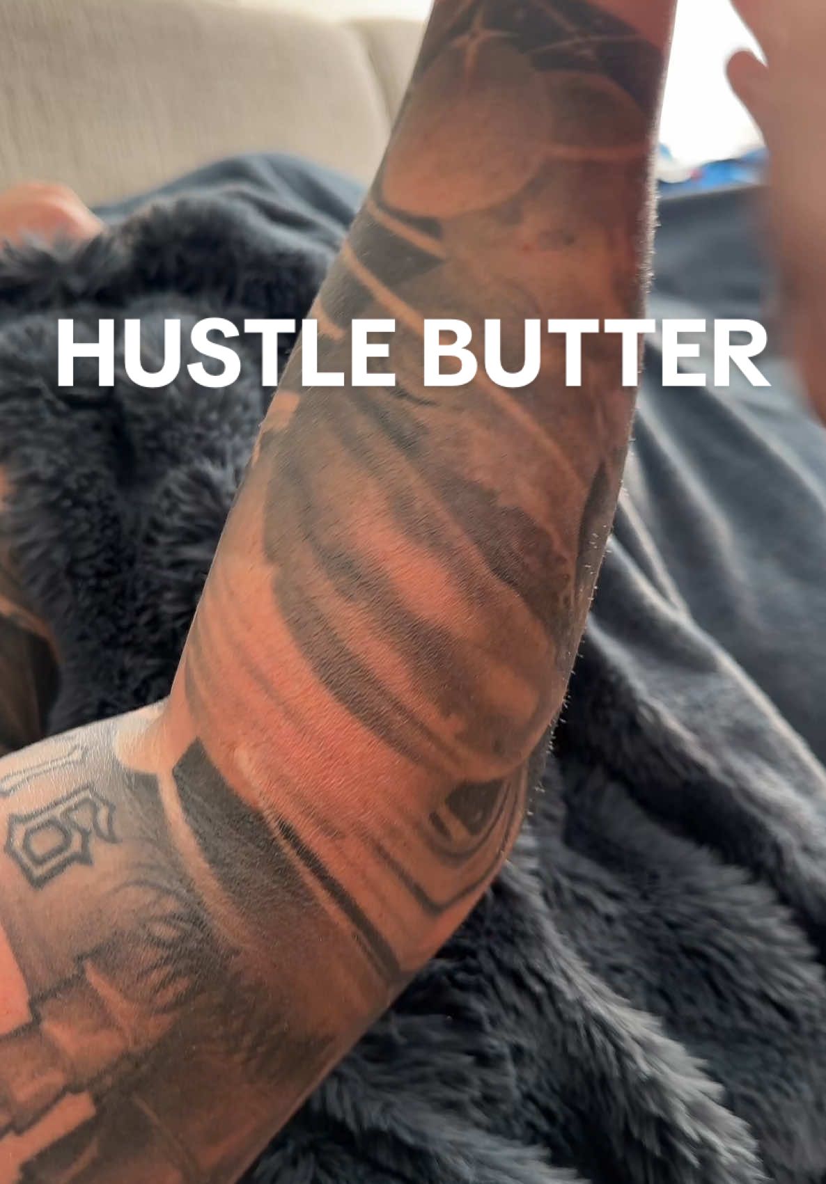 The best lotion for tattoos #hustlebutter #tattooaftercare #tattoosleeve #tattootok #tattooshoptok  #tiktokshopspringglowup #springglowup 