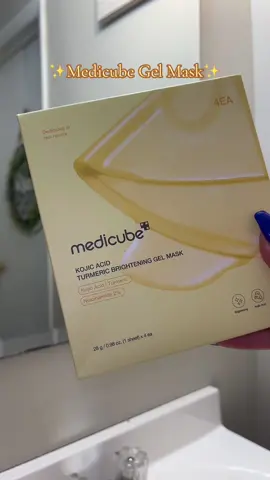I love a good brightening mask! @Medicube Global #creatorsearchinsights #latinacontentcreatorsontiktok #latina #contentcreatorsoftiktok❤️ #contentcreator #latinasbelike #fyp #latinacontentcreatorsontiktokp 