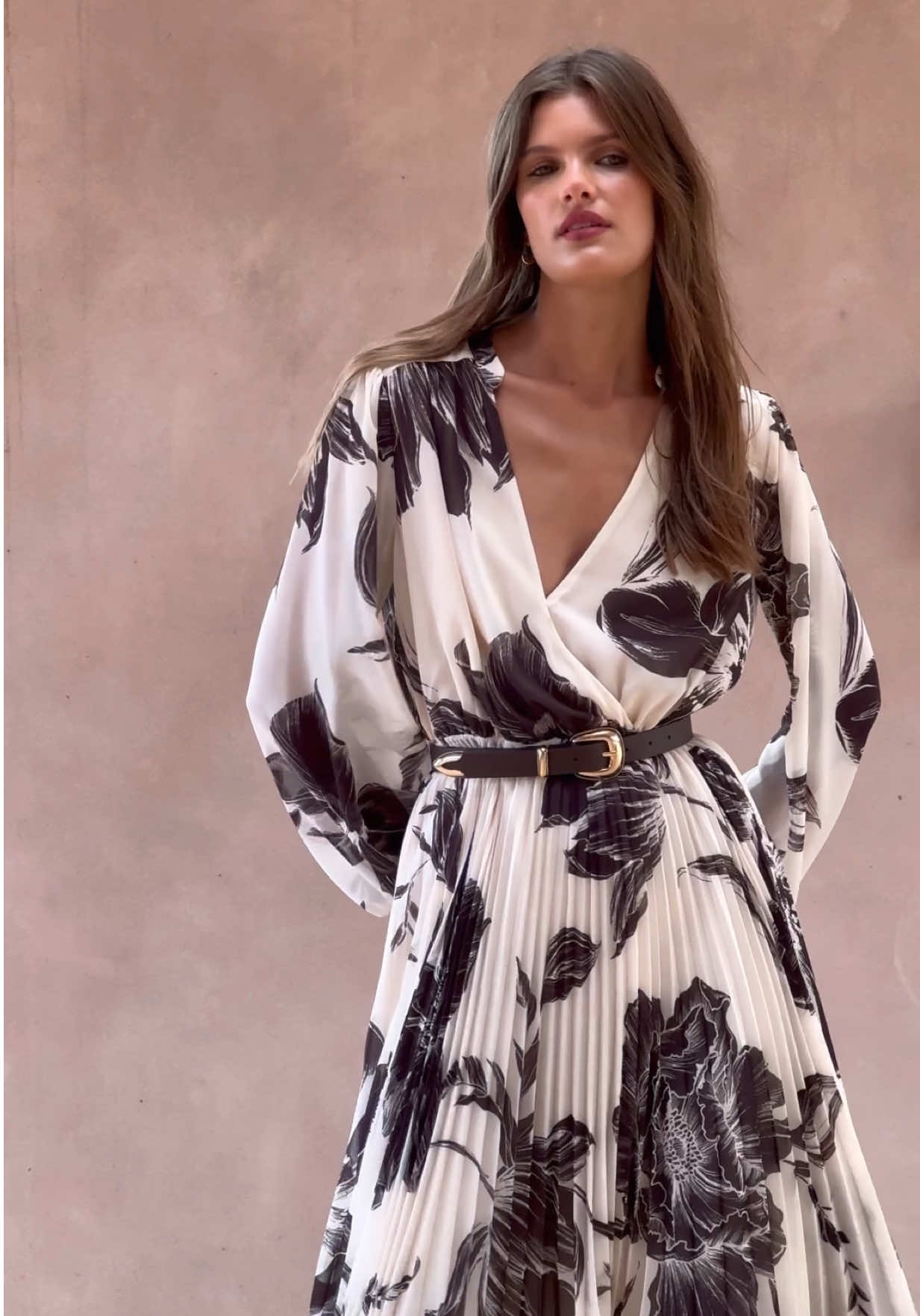 Boho chic — shop the Saskia Pleat Wrap Dress online and in-store.  #styleinspo #whatimwearing #OOTD #fashiontiktok #maxidress #bohostyle #bohofashion 