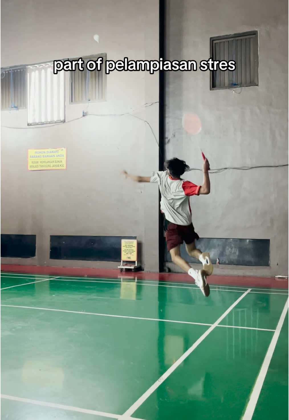 wong others ngertos what #badminton 