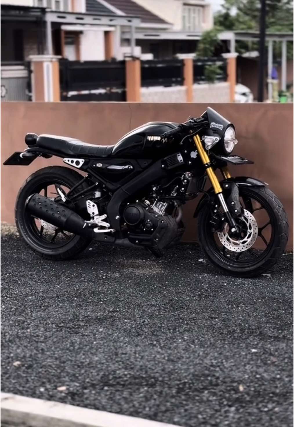 dan yap sekarang apa...#CapCut #xsr155 #xsr #caferacer #fypシ゚ #fyp 