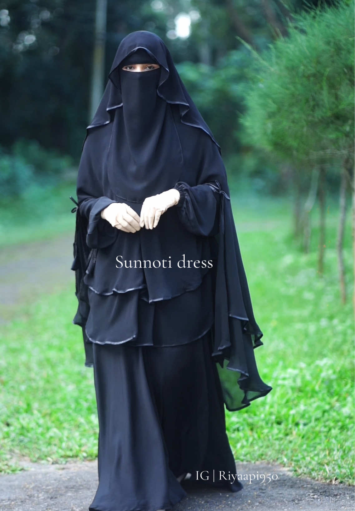 Abaya from : Sunnoti dress (fb page) 📌   #foryou #fyp #viraltiktok #plzforyoupage #thanding #bdtiktoker #ilamic_video 