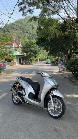 Mưa to gió lớn cuốn đi người quân tử, nắng hạn một ngày không đếm hết kẻ tiểu nhân#fyp #sh350i #viral #xh #tiktok 